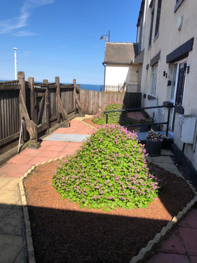Roker Cottage, Luxury Seaside Apartment, Private Parking, Sky Tv Sunderland (Tyne and Wear)